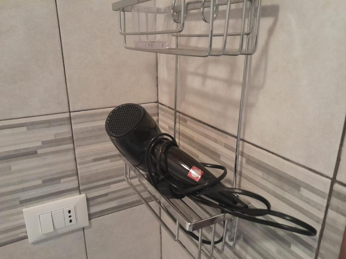 Casa Di Federica Camera Con Bagno Privato Esterno Λιβόρνο Εξωτερικό φωτογραφία